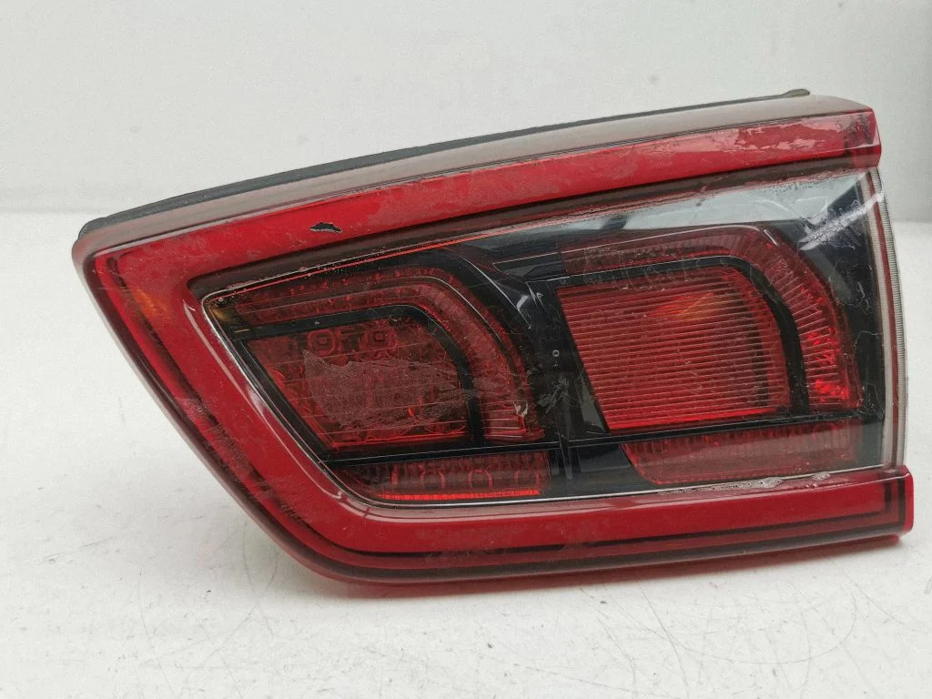 Tagatuli luugil 92404G5130