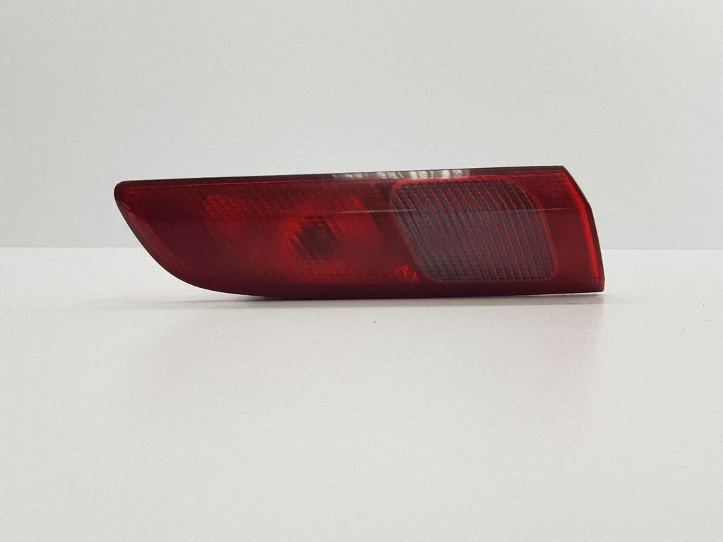 Tailgate rear/tail lights 29032001