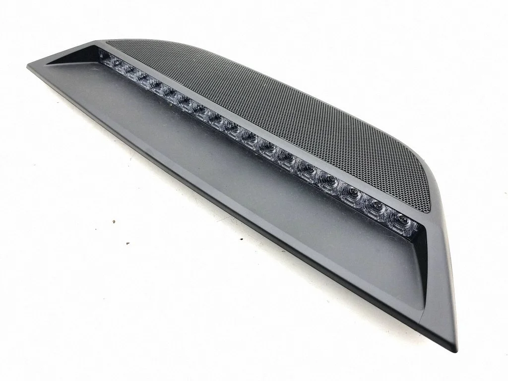 Third/center stoplight – Volvo S90, V90 (2016-)