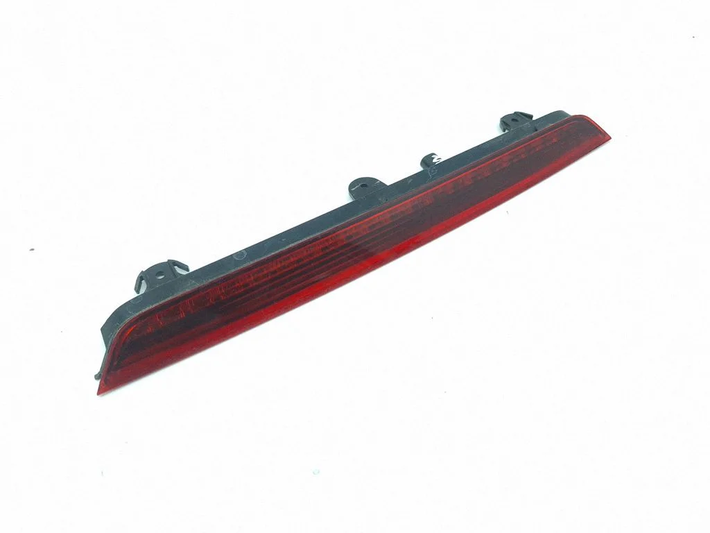 Third/center stoplight – Porsche Cayenne (92A) (2010-2017)