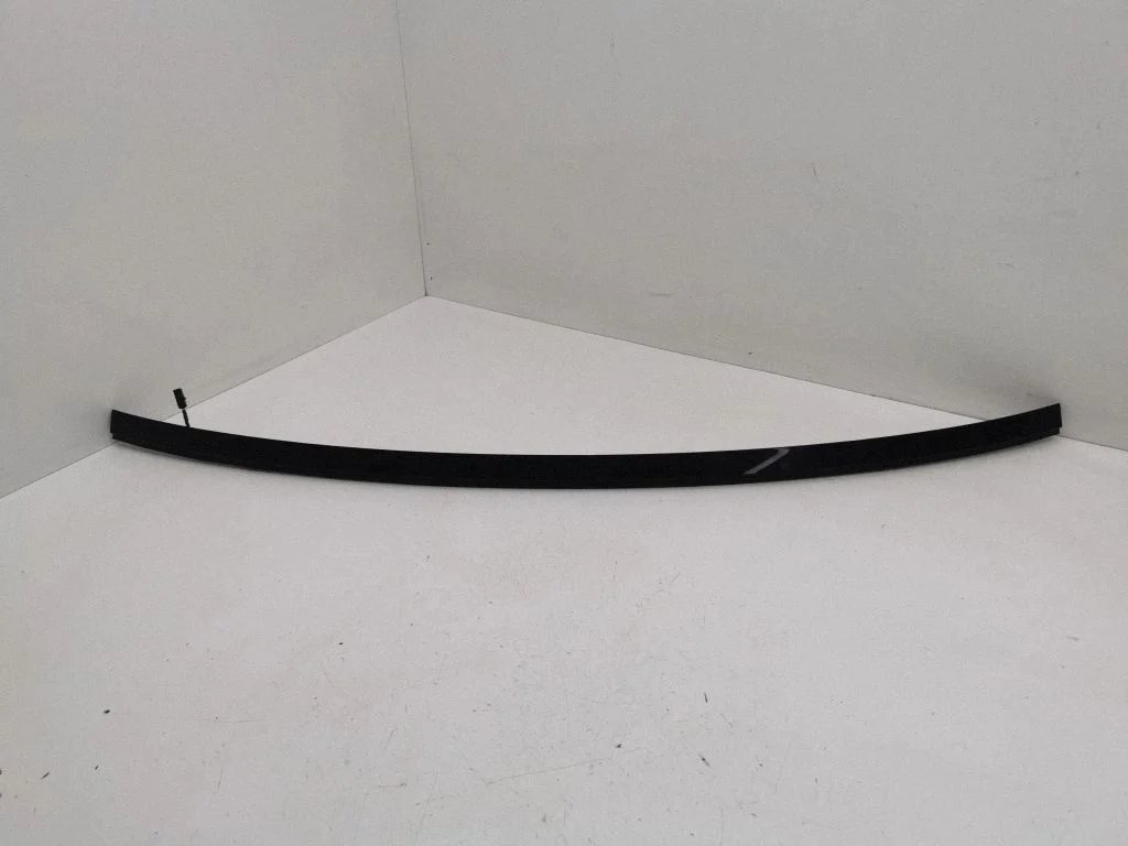 Papildu stopgaismas lukturis 8W8945097