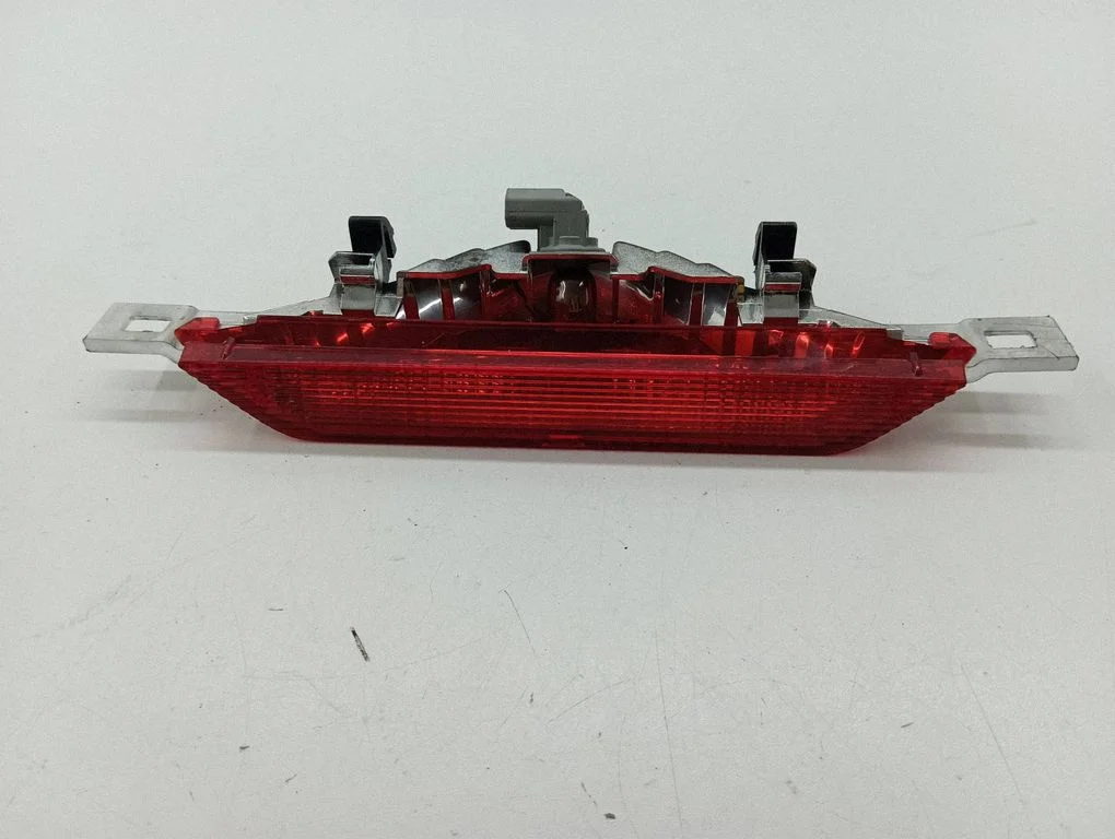 Papildu stopgaismas lukturis 52023