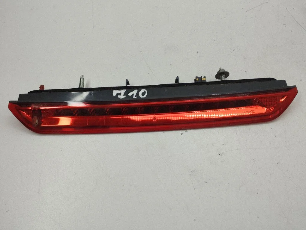 Third/center stoplight – Citroen C5 Aircross (2017-2024)