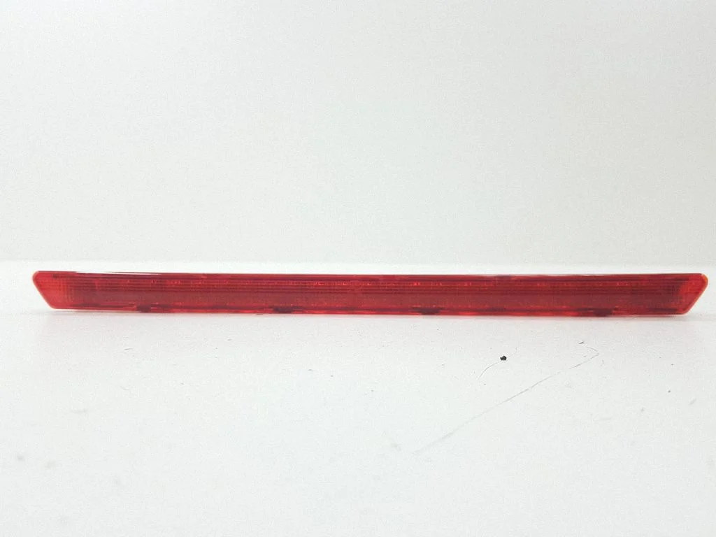 Papildu stopgaismas lukturis E26035