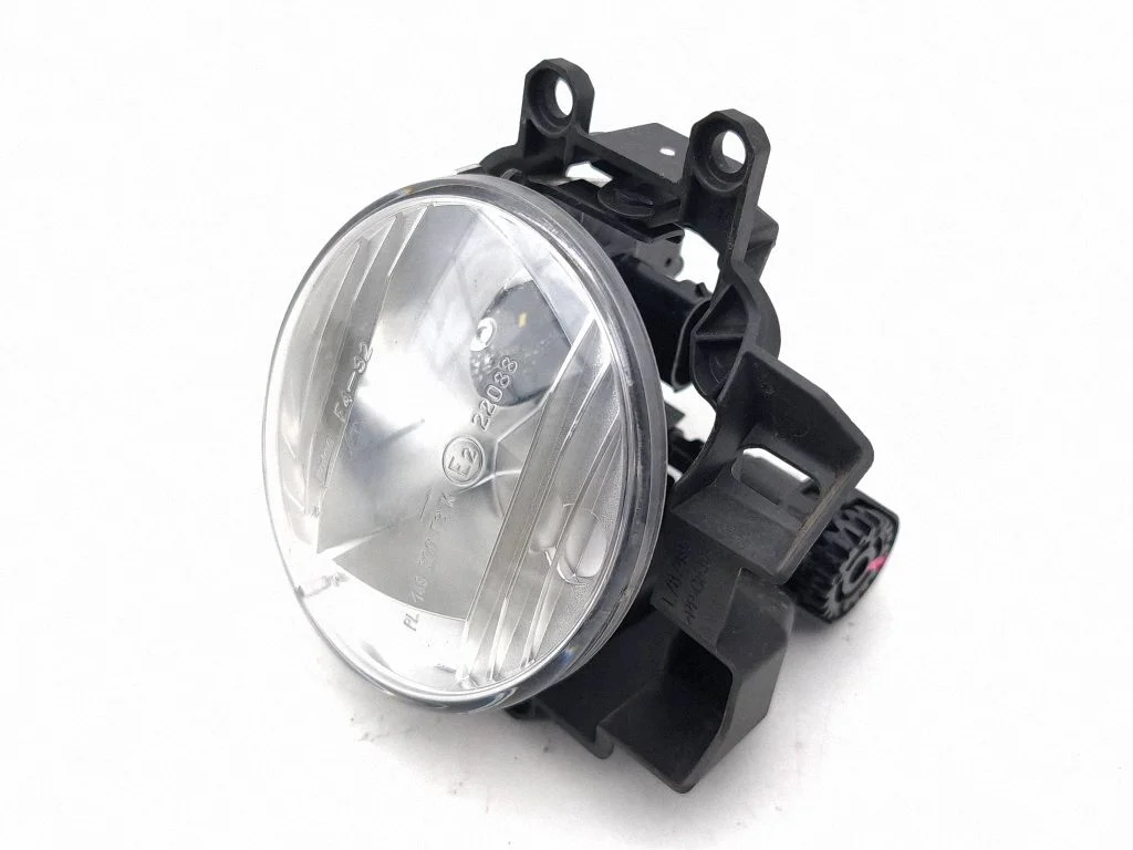 Halogen przedni 81220F4010
