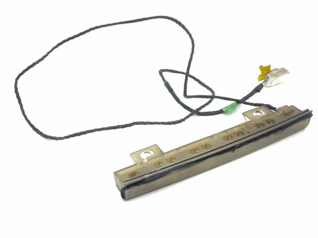 Papildu stopgaismas lukturis ZB477001