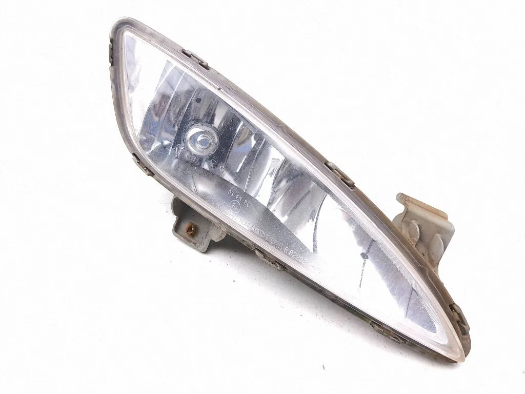 Front fog light – right