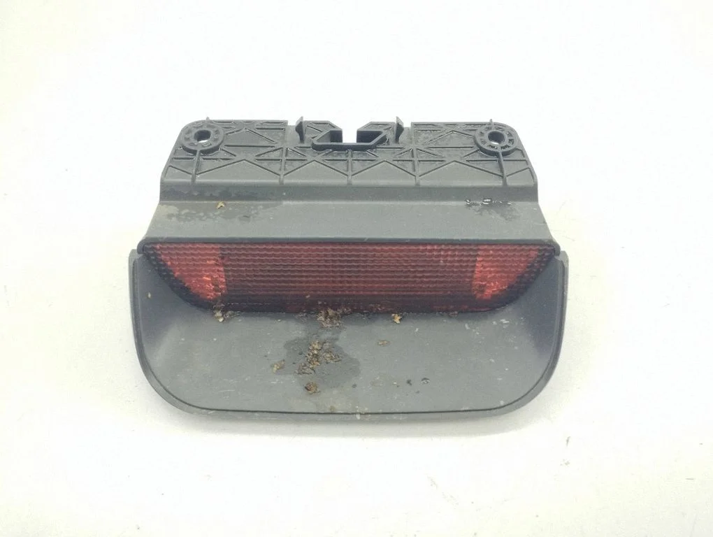 Third/center stoplight P6939