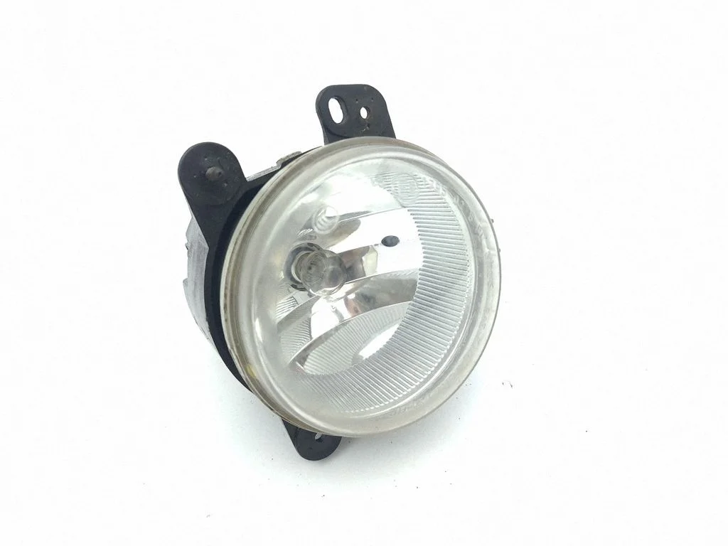 Front fog light – right