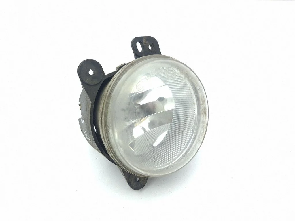 Front fog light – left