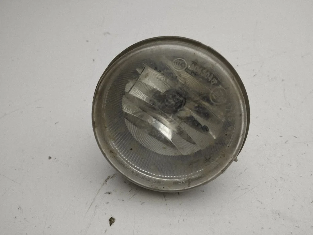 Front fog light – right