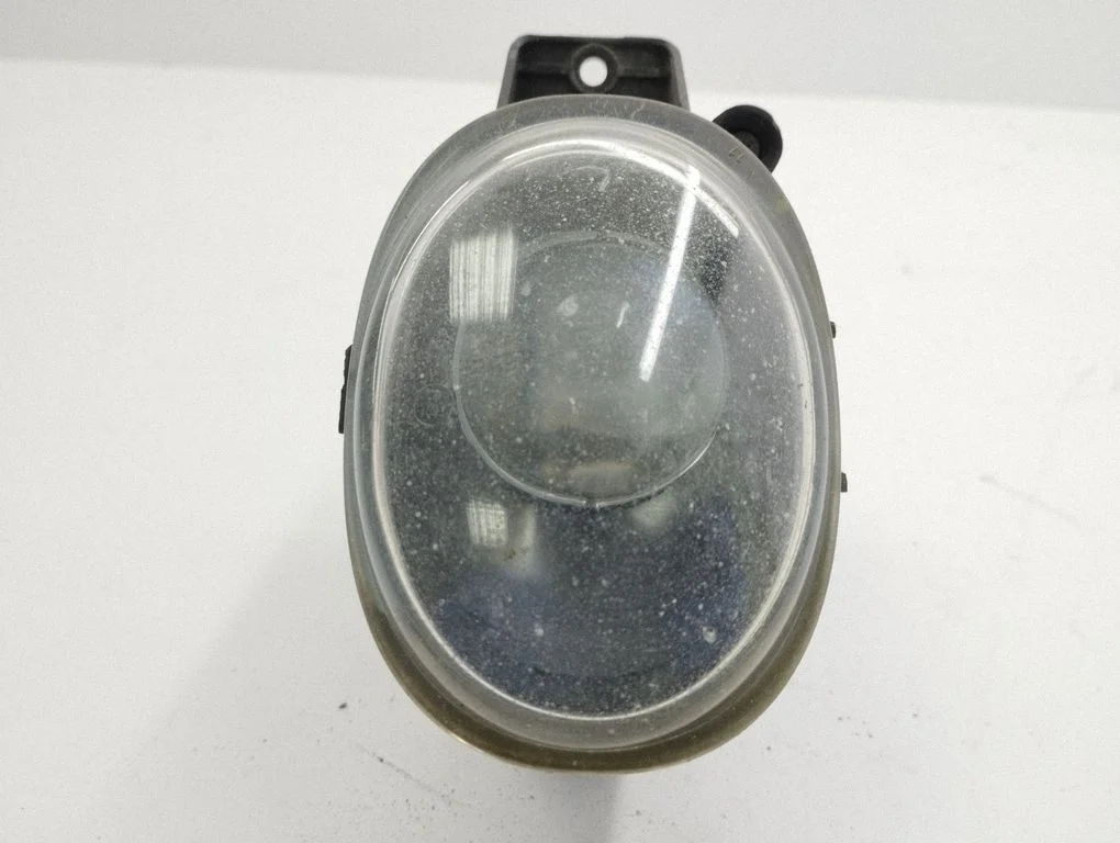 Priekšējais miglas lukturis 1M0941699A