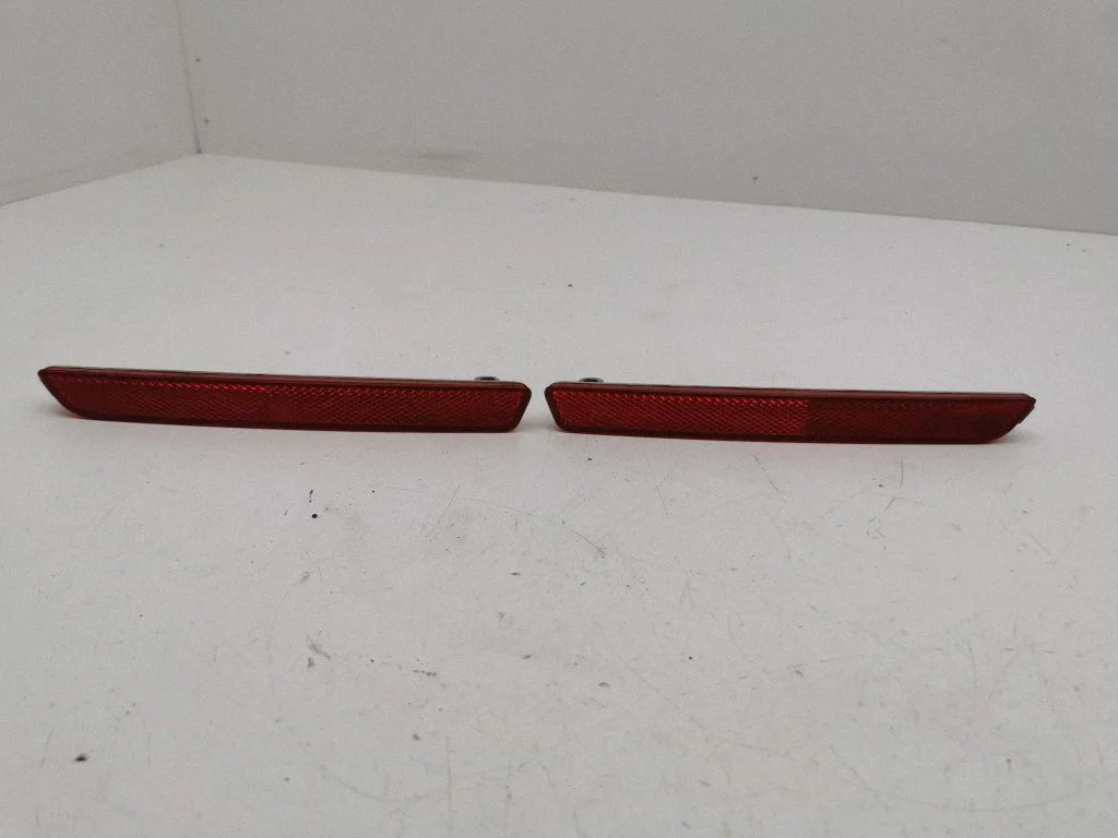 Rear tail light reflector