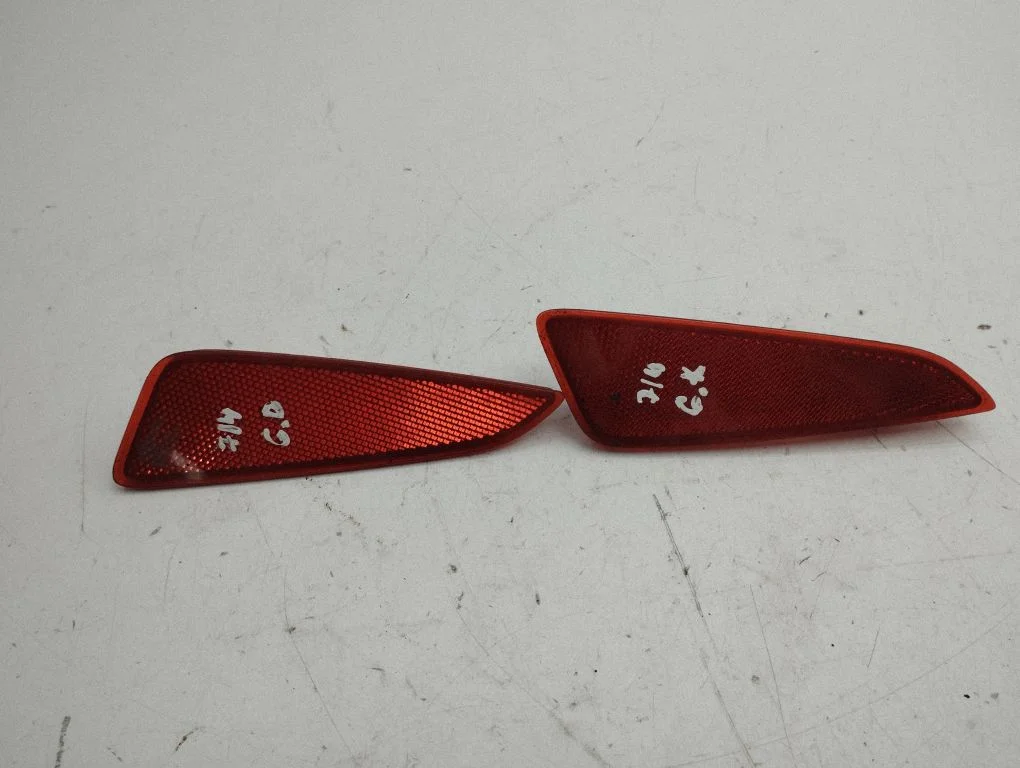 Tagumine helkur 81920F4010