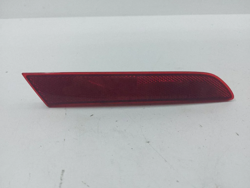 Rear tail light reflector EH44515M0