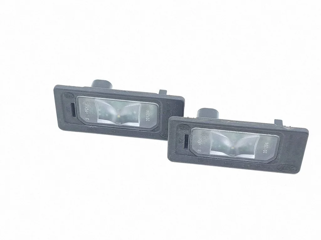 Number plate light GX7313B627AB