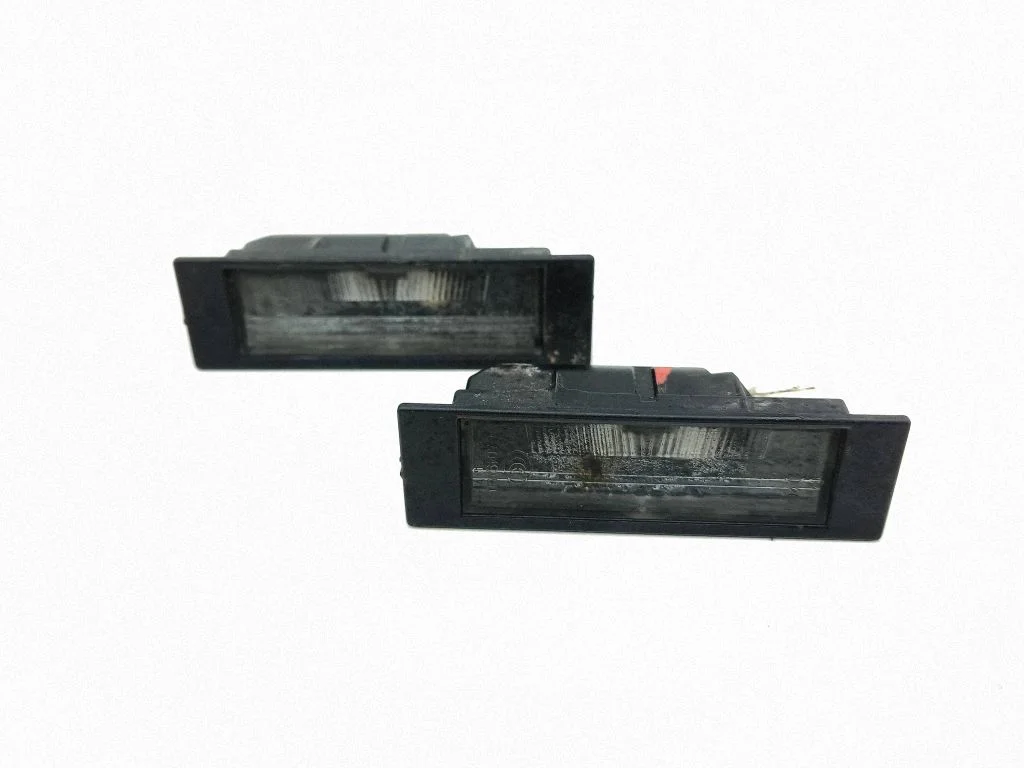 Number plate light A049190