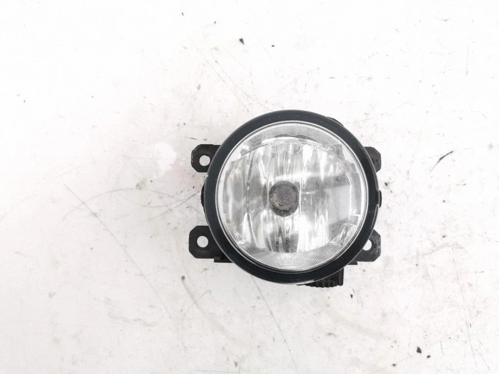 Front fog light P05182426AA
