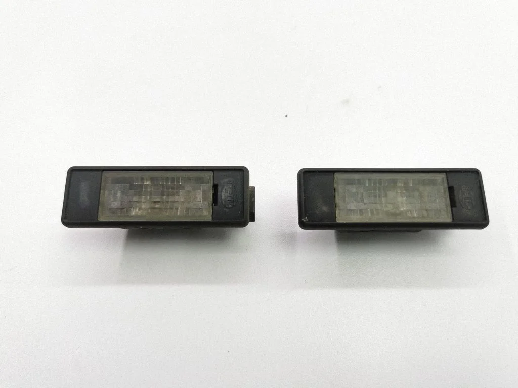 Numbrimärgi valgustus 2KA008224