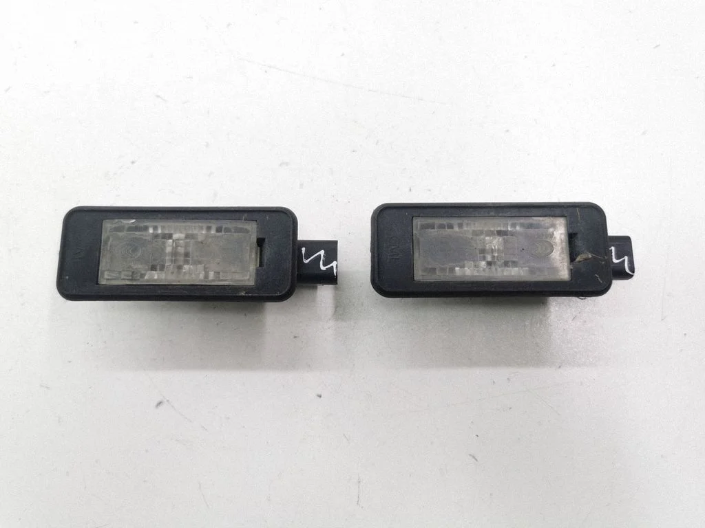 Number plate light 9682403680