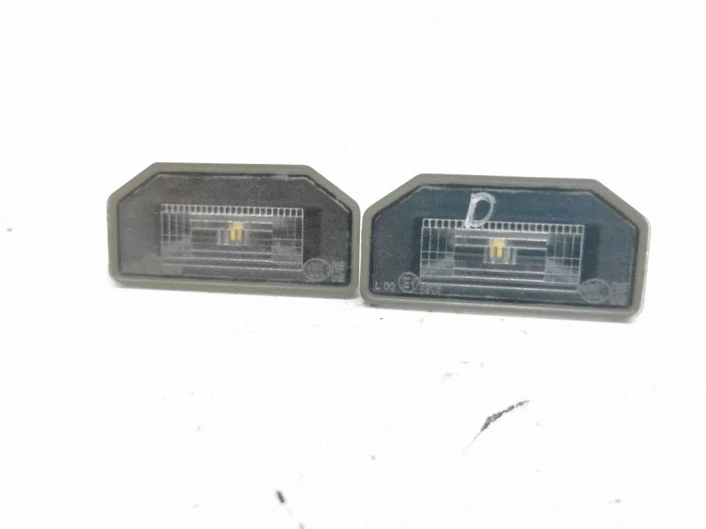 Number plate light 144973000B
