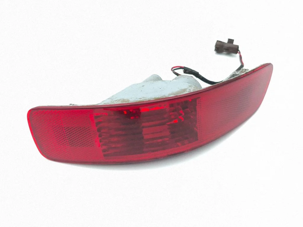 Rear fog light – right