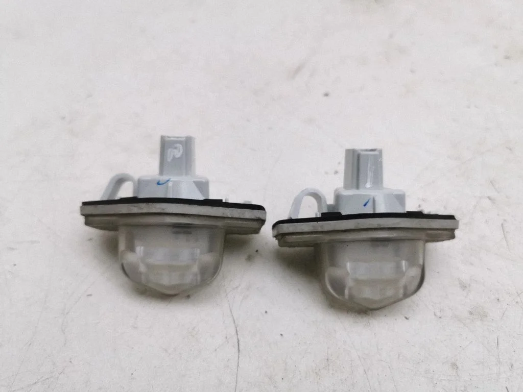 Number plate light