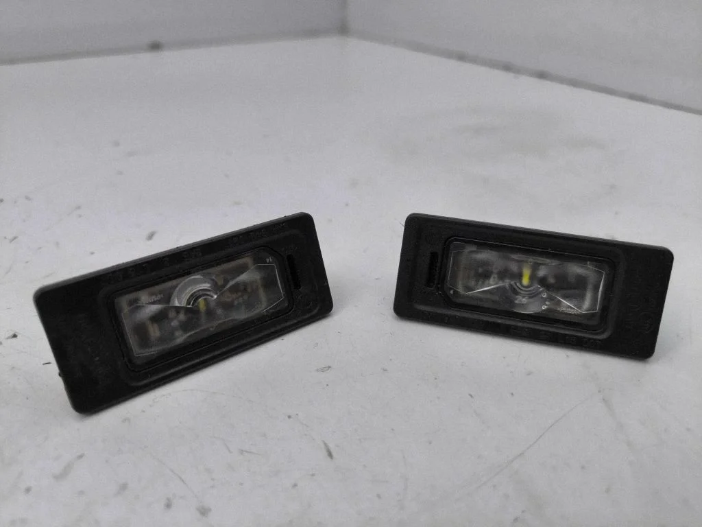 Number plate light 5NA943021