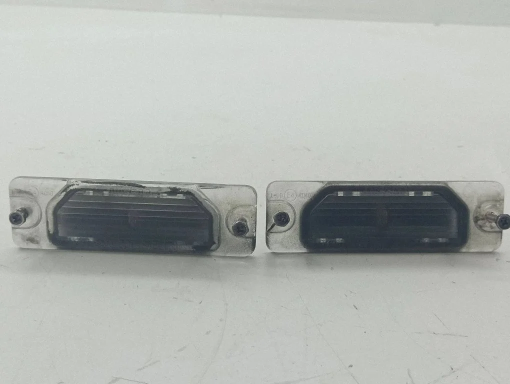 Number plate light