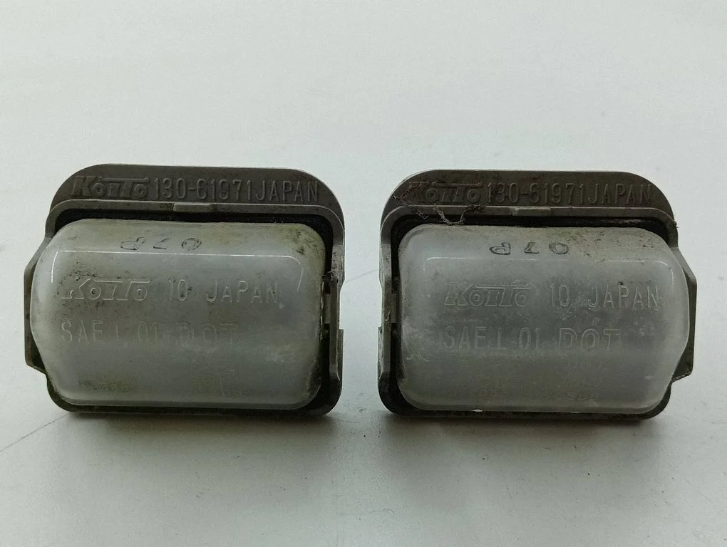 Number plate light 13061971