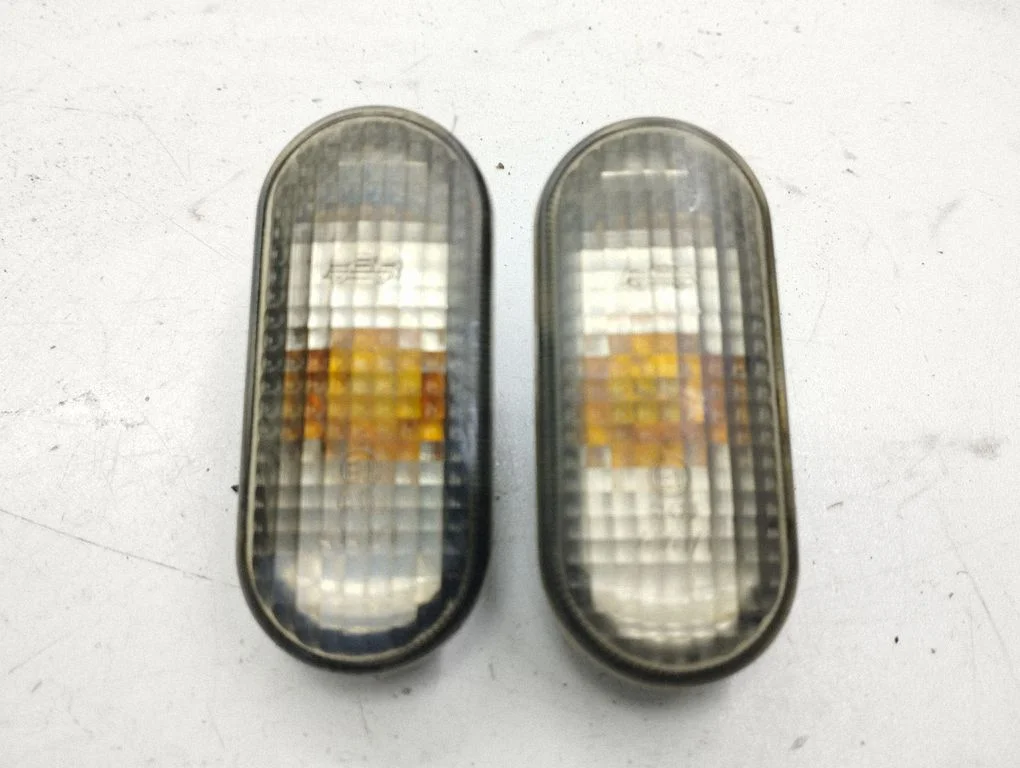 Spārna pagrieziena lukturis 3B0949117C