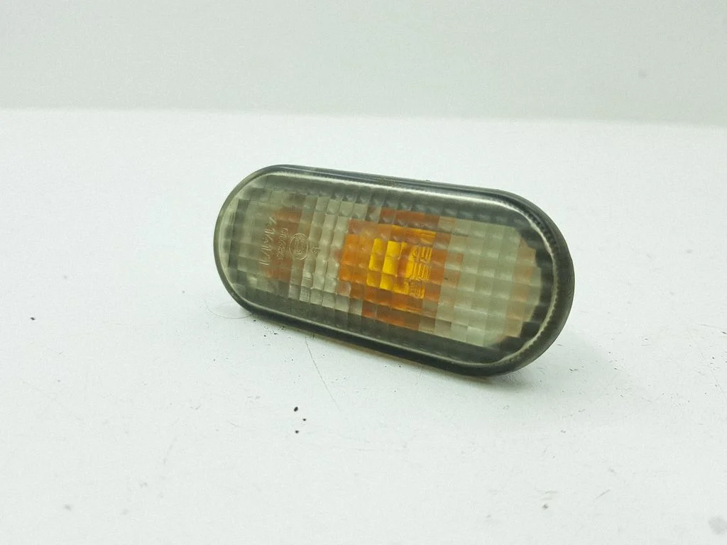 Front fender indicator light 3B0949117C