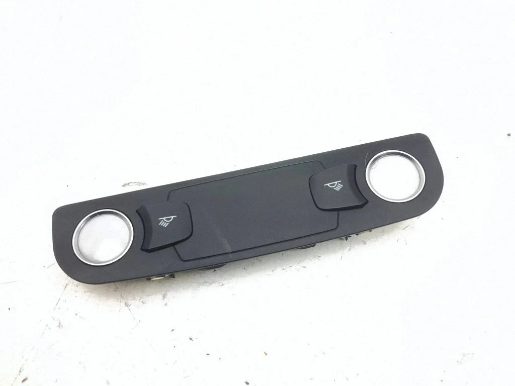 Rear seat light – Audi Q7 4L (2005-2015)