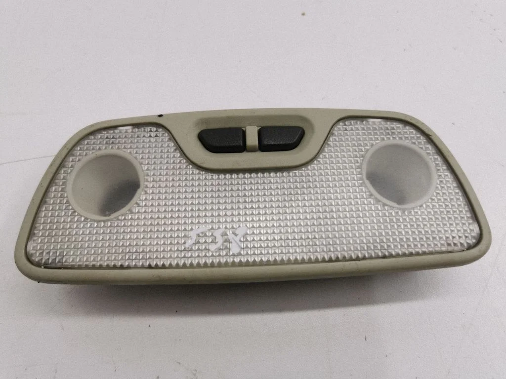Rear seat light 9178936