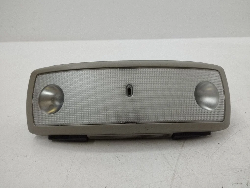 Rear seat light 6G9N15K607