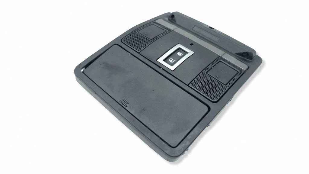 Esiistmete valgustustuli HJ3215K609BA