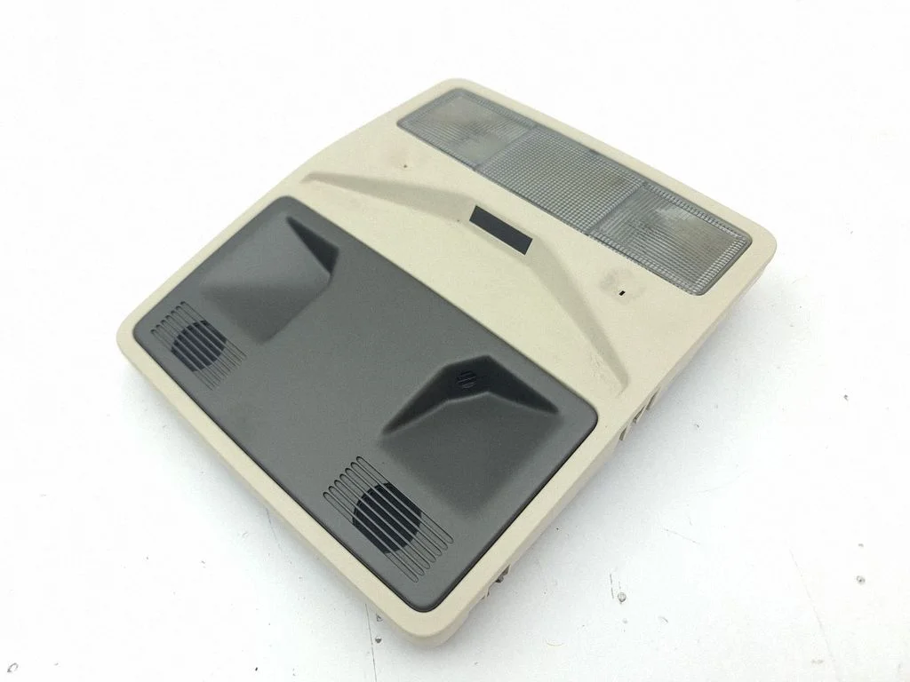Esiistmete valgustustuli AW9315K609AF