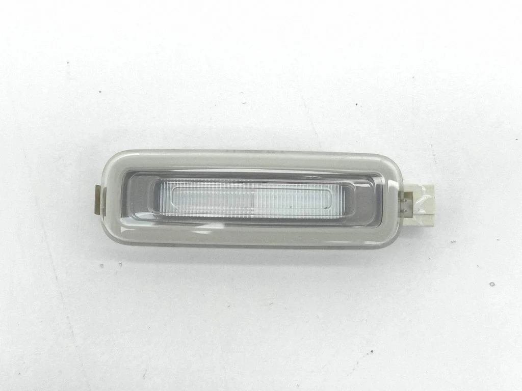 Front seat light 4M0947105