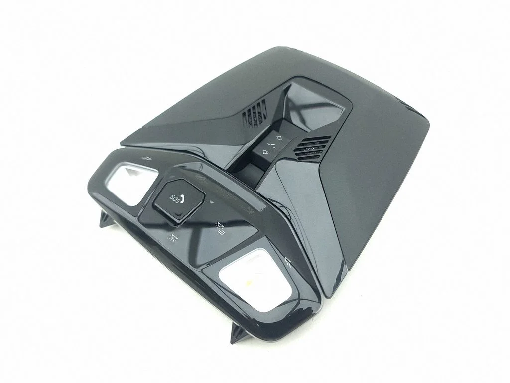 Front seat light 5B5C824
