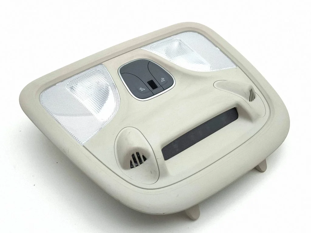Front seat light 5LU731DAAE