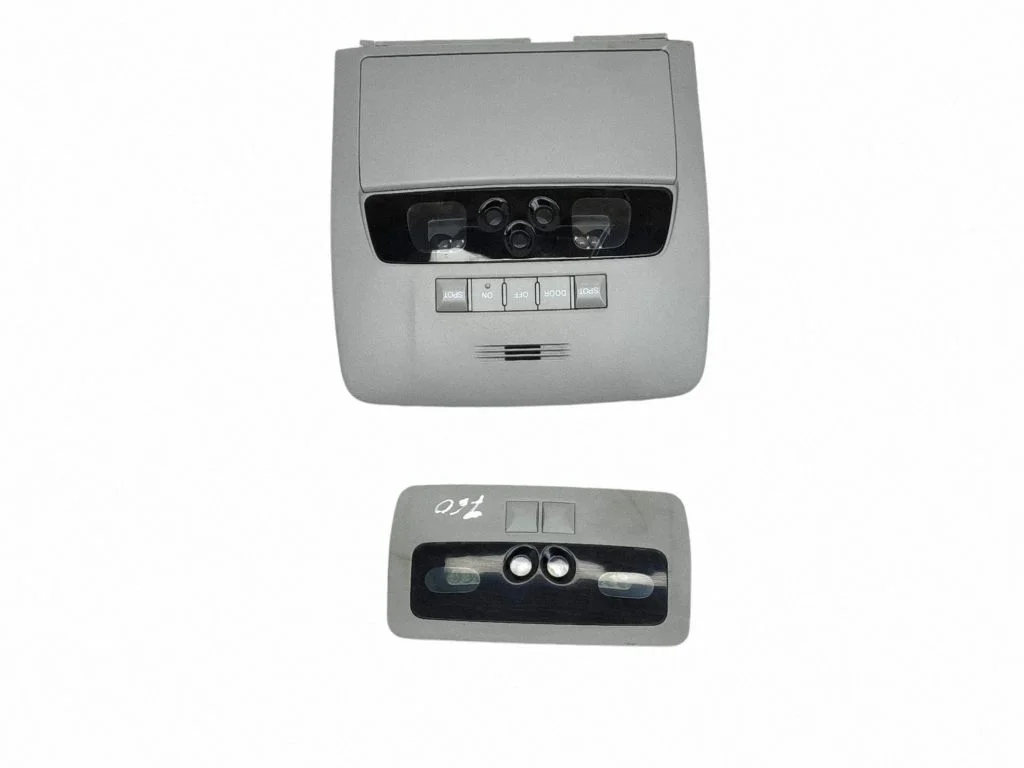 Lampka przednich siedzeń – Lexus GS 300 350 430 450H (2005-2012)