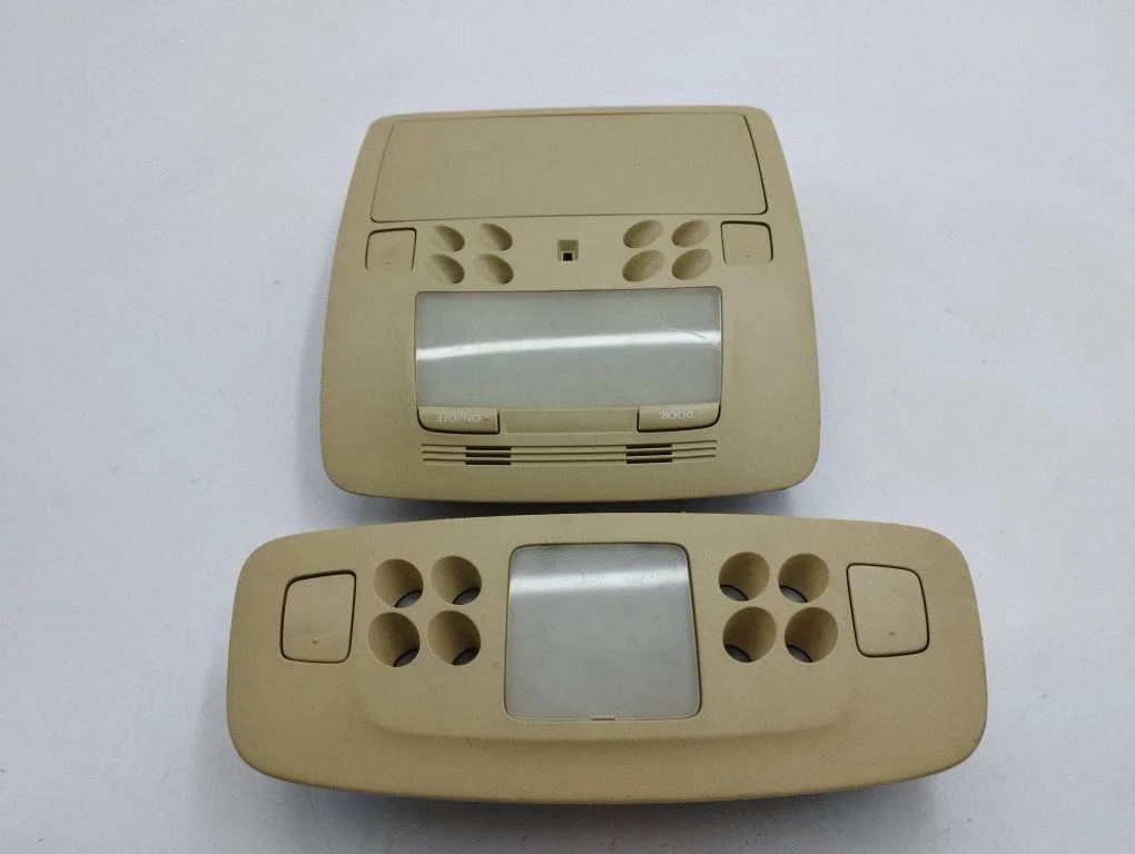 Front seat light 8973253090