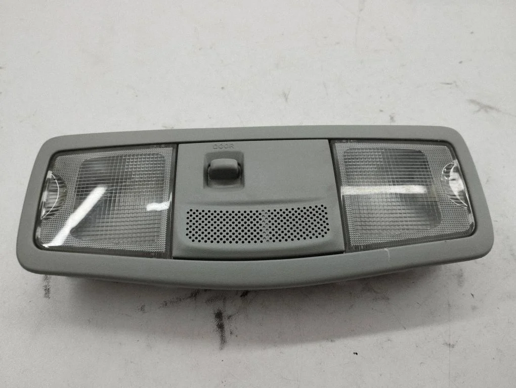 Front seat light 8401A009ZZ