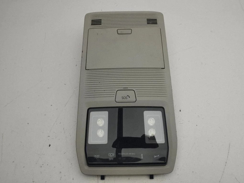 Front seat light 5E3868837A