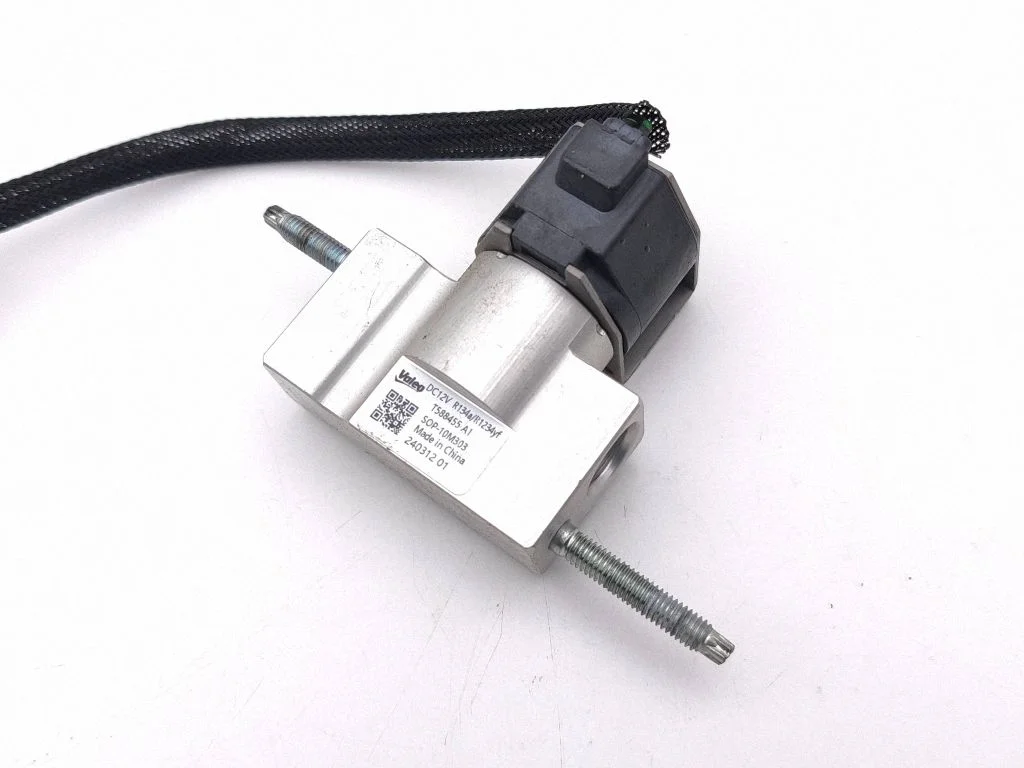 Air conditioning (A/C) expansion valve T588455A1
