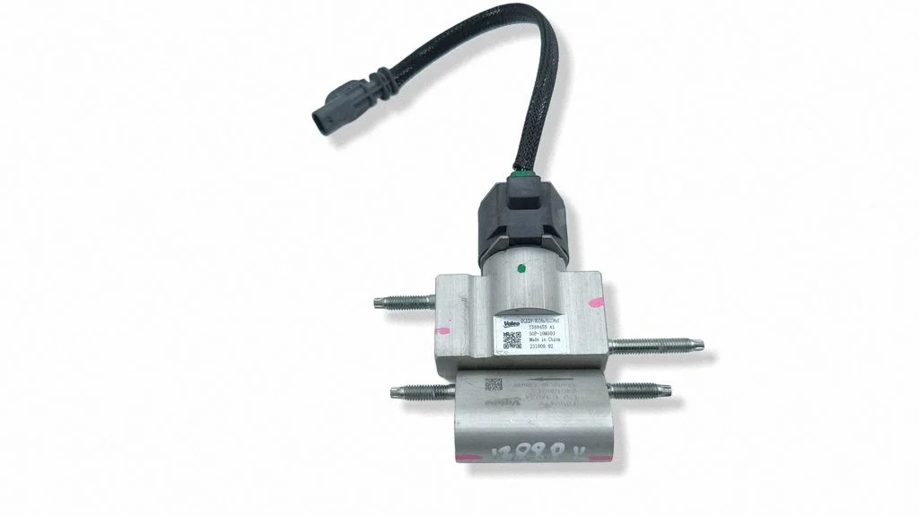 Air conditioning (A/C) expansion valve T588455