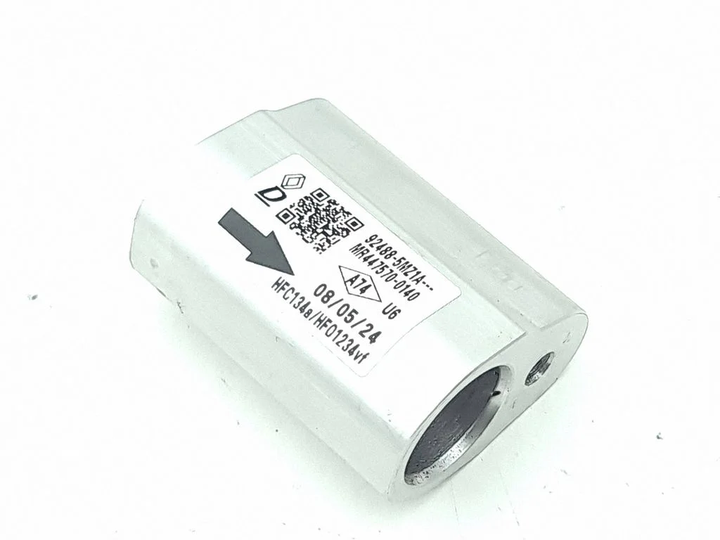 Air conditioning (A/C) expansion valve 924885MZ1A