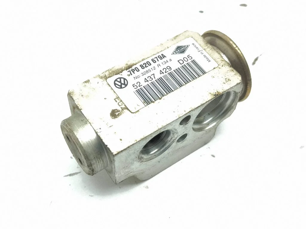 Air conditioning (A/C) expansion valve 7P0820679A