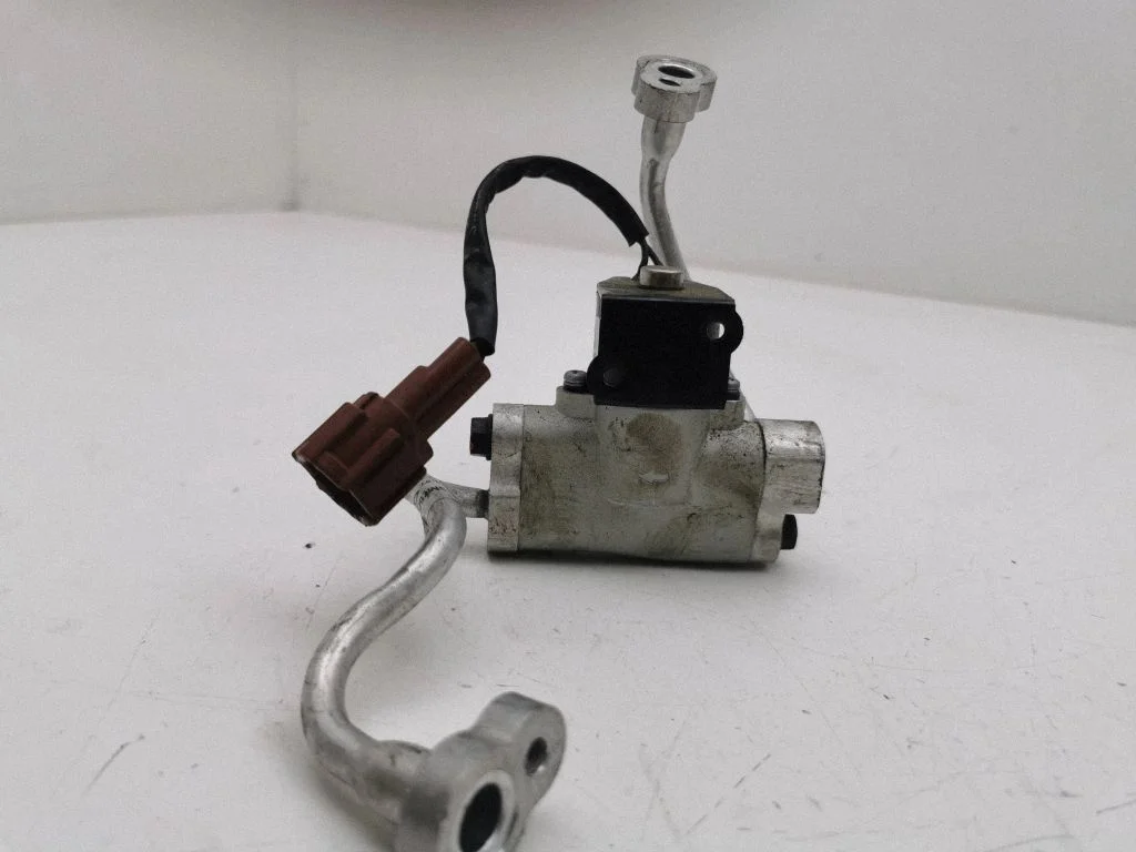 Air conditioning (A/C) expansion valve 4433101660
