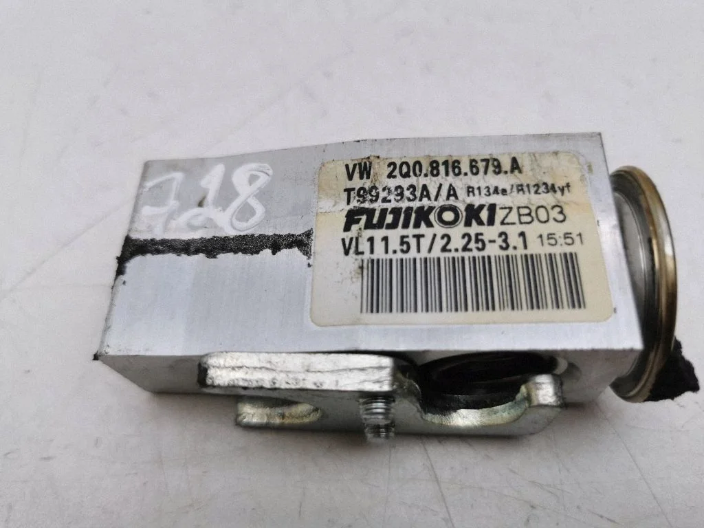 Gaisa kondicioniera izplešanās vārsts 2Q08166679A